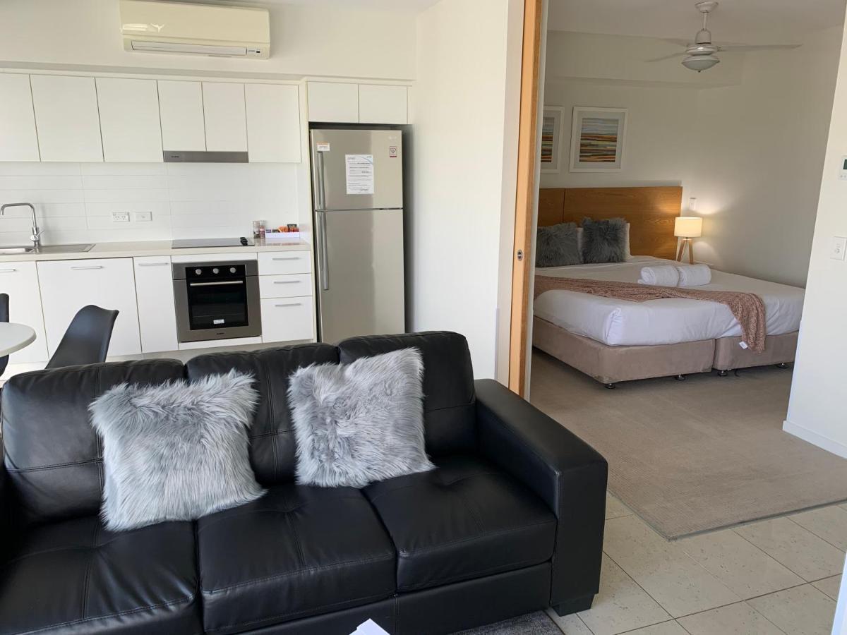 Oshen Holiday Apartments 耶蓬 外观 照片